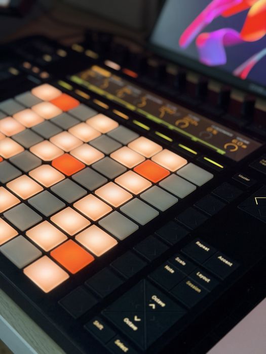 Ableton Push 2 MIDI контроллер
