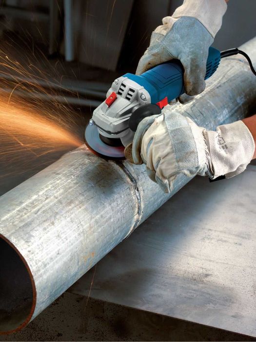 Угловая шлифмашина Bosch GWS 700