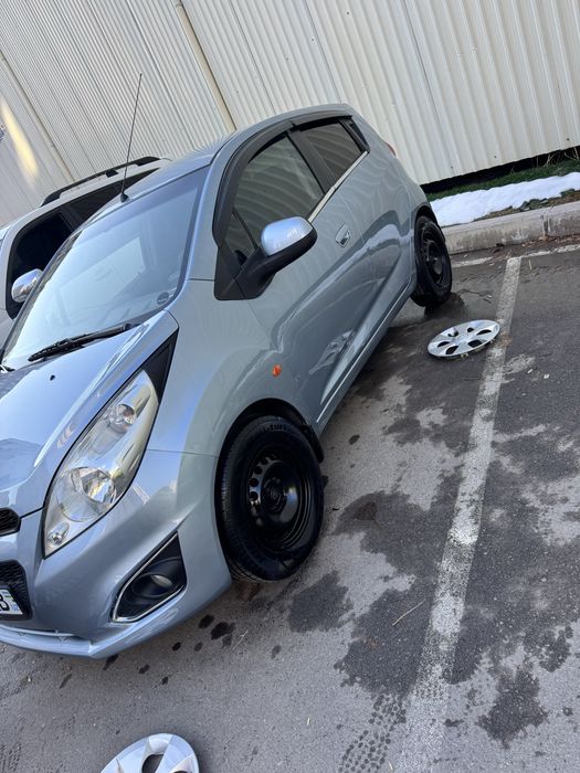 Spark 2010 yil 2 pazitsiya mehanika metan gazi bor