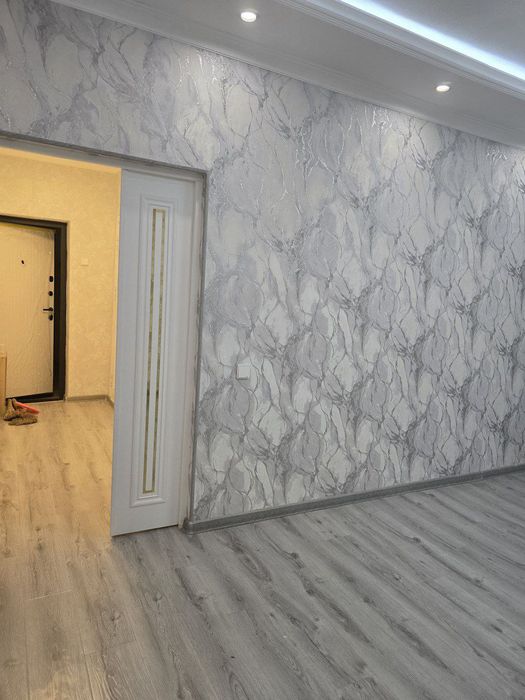 Продаётся 1в2/2/5 Авиасозлар 1, балкон 2на6