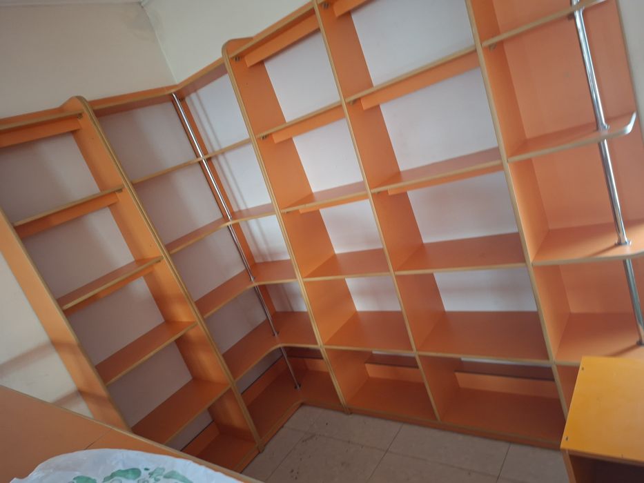 Стилаждар сатылады срочно