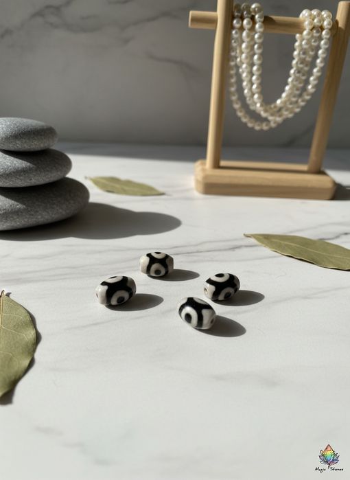 Тибетская бусина Дзи