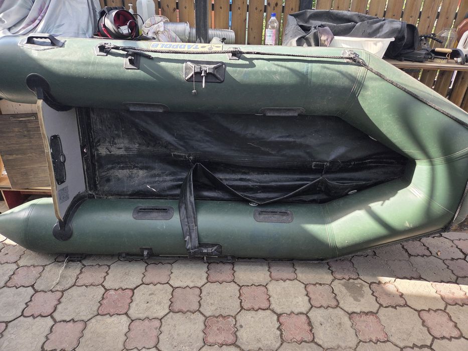 Продам лодку ПВХ