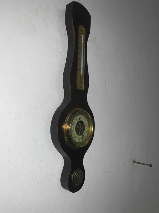 Barumetru cu termometru cu ornament de alama