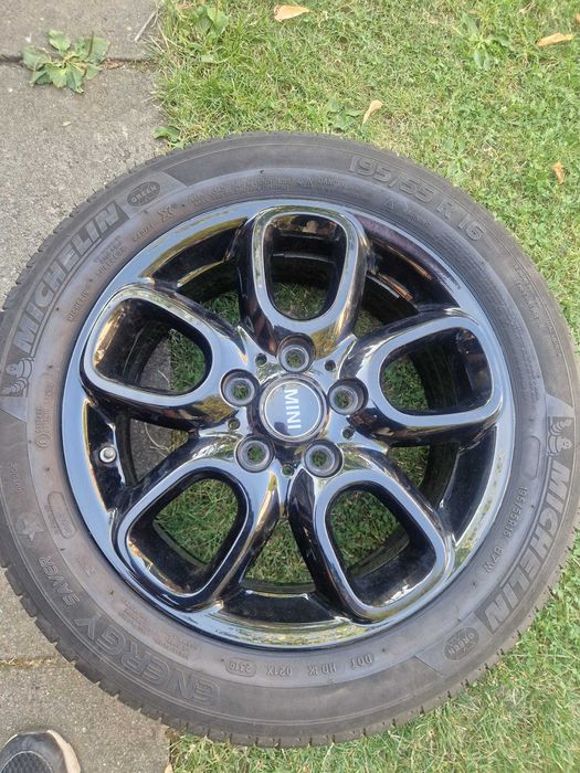 Оригинални джанти MINI Cooper 16” с гуми Michelin Energy Saver 195/55 R16