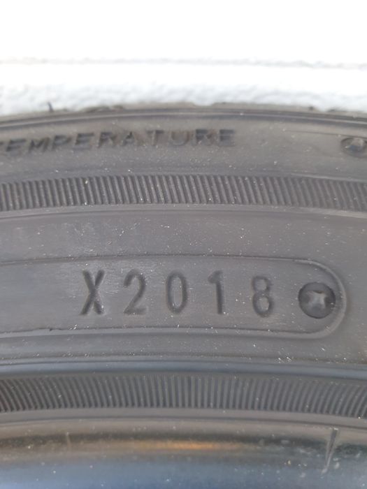 Летни гуми 2 броя FALKEN Azenis FK510 215 50 R18 дот 2018