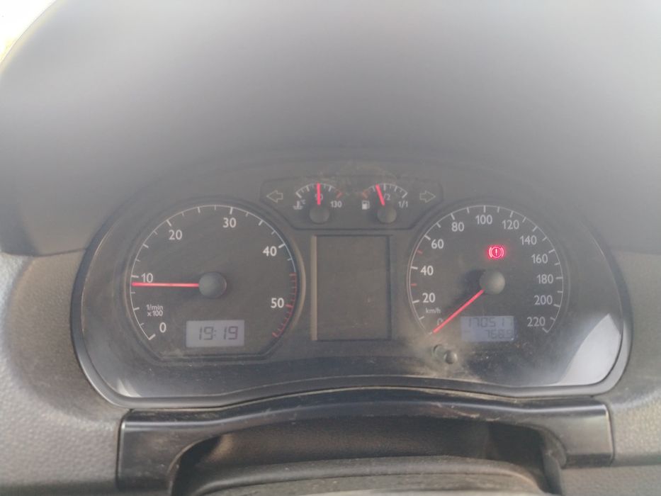 VOLKSWAGEN Polo 2004 — imagine 3