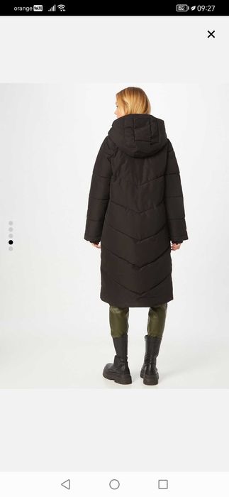 Vand geaca iarna lunga ELVINE neagra masura S noua, cu eticheta.