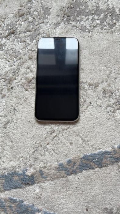 •	iPhone 11 128GB полный комплект