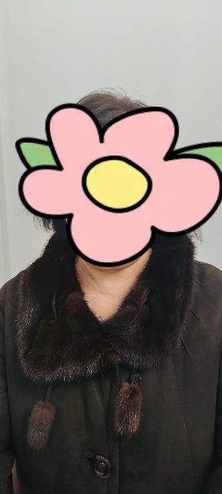 Облегченная дублёнка с норковым воротником и рукавами.