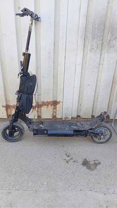 trotineta electrica 40km / h 40 km autonomie