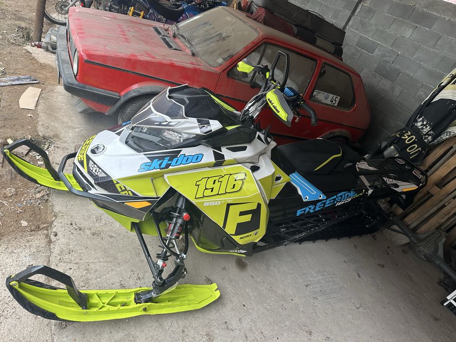 Ski Doo 850 Free ride