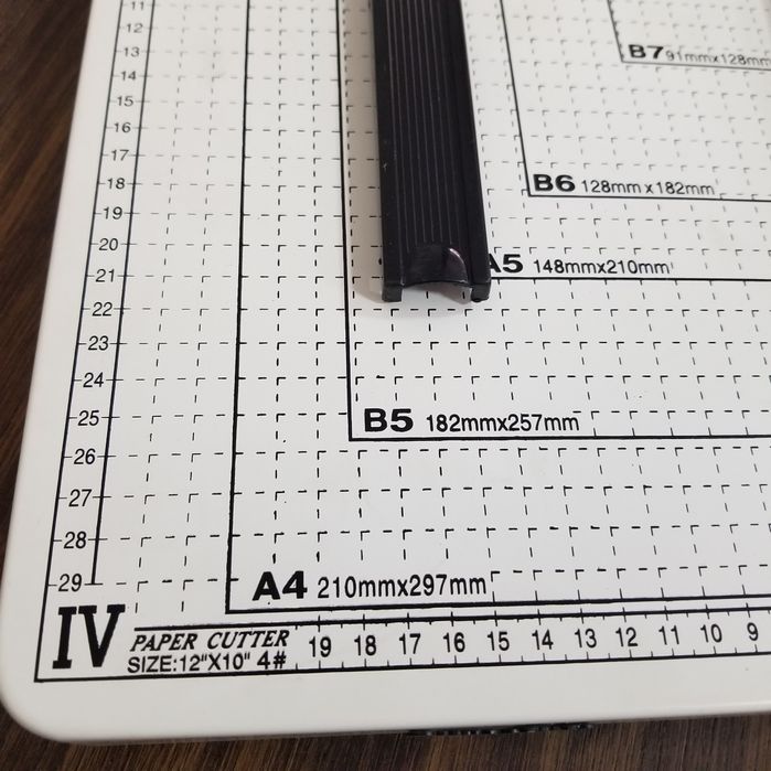 Продам резак для бумаги