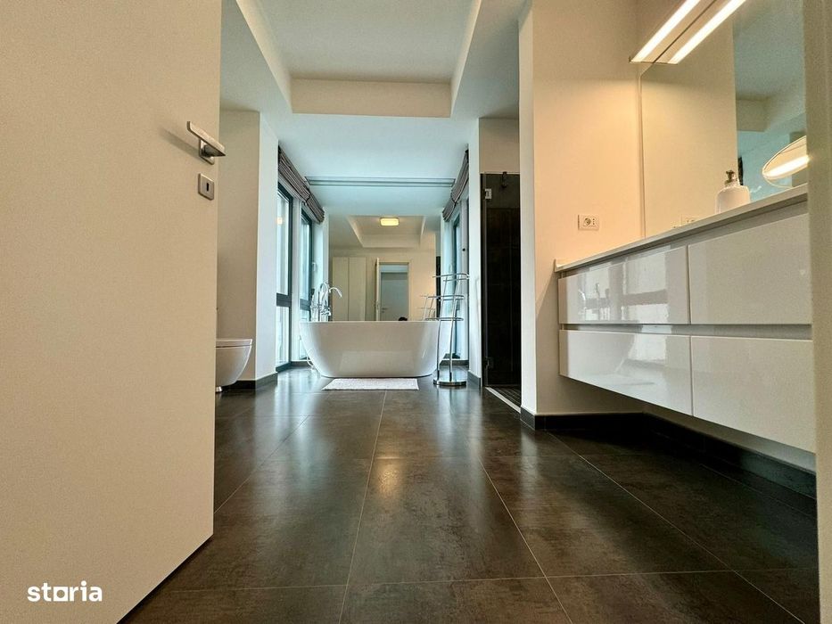 Vila design modern, situata in apropiere de Cambridge School