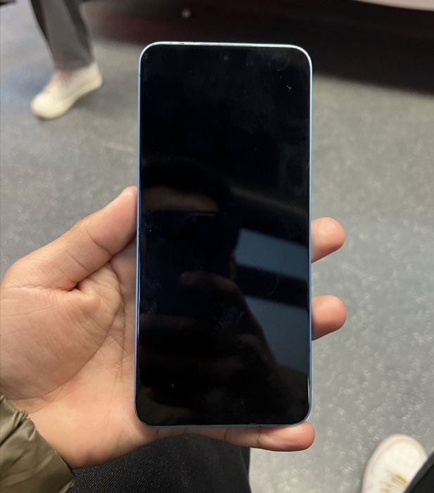 Honor x 8 a sotiladi