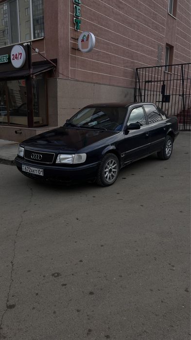 Ауди 100 с4 1992г автомат 2.3