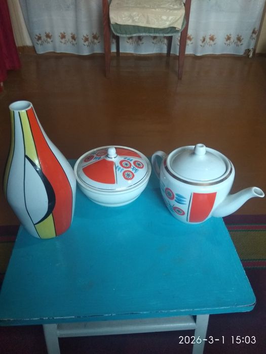 Сервиз чайный,набор,новый,в отличном состоянии,имеются отдельные завар