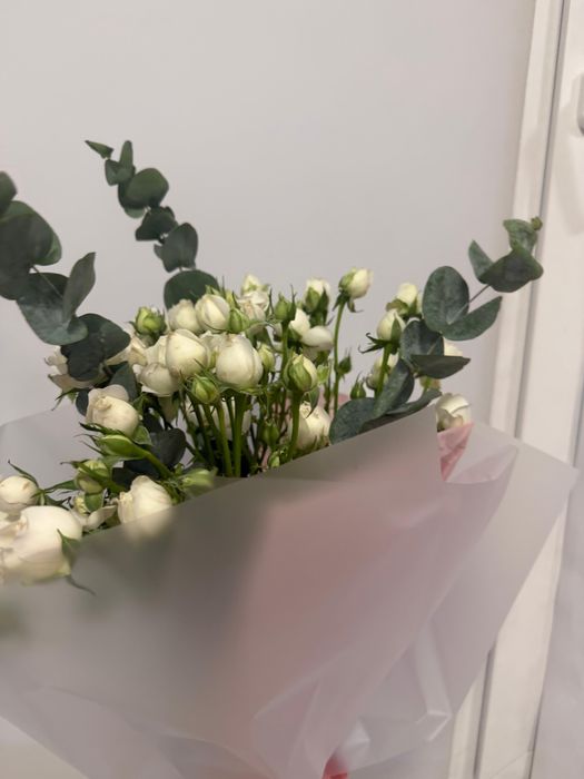 Розы кустовые букет