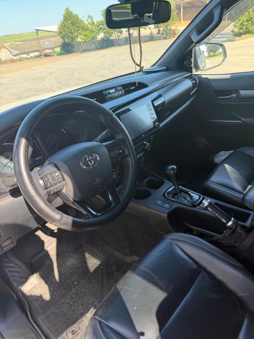 TOYOTA Hilux 2021 — imagine 5