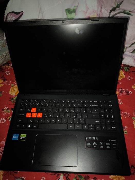 Acer Nitro lite 16