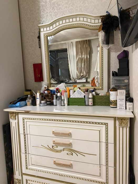 Спалный гарнитур.