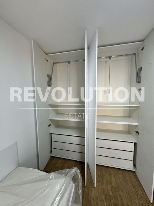 Дава се под наем Тристаен апартамент в Пловдив, Кършияка - 90 кв.м за 750 € - Снимка #8