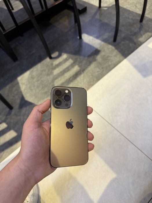 Iphone 13 pro sotiladi srochno