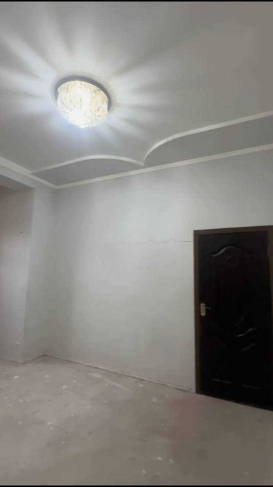 СРОЧНО ХОВЛИ СОТИЛАДИ  Бектемир туман Ийкота Мажнунтол куча 5.7с 7хона