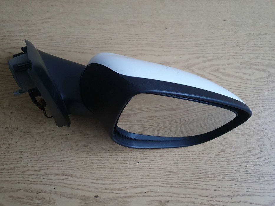 Дясно огледало Peugeot 301