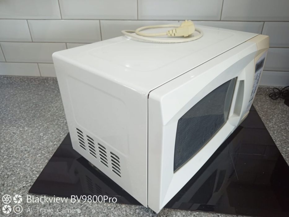 микроволновка Daewoo.