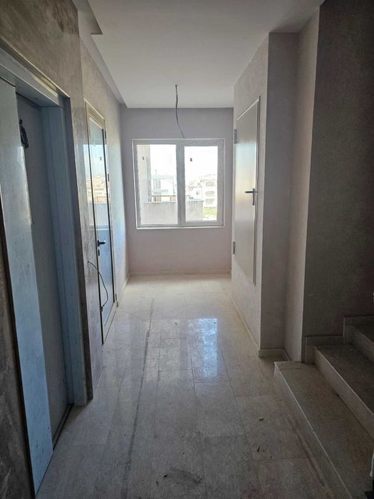 Продава се Тристаен апартамент в София, Малинова долина - 102 кв.м за 1814 €/кв.м - Снимка #2