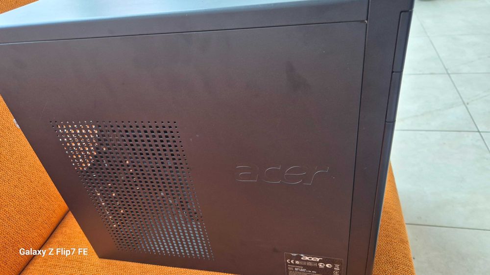 Настолен компютър Acer