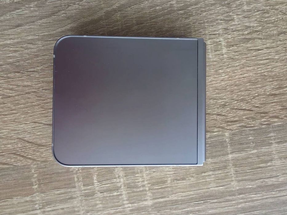 Samsung Z Flip 6