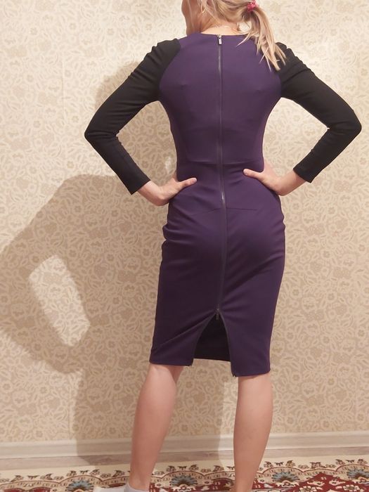 Продам платья коктейльные