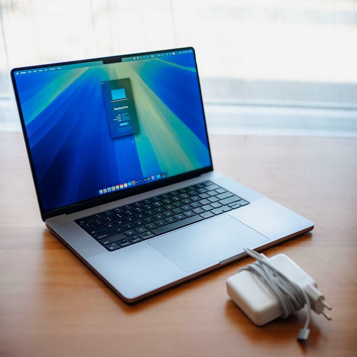 Apple MacBook Pro 16' M1 Pro 1TB 16GB, EN Keybaord