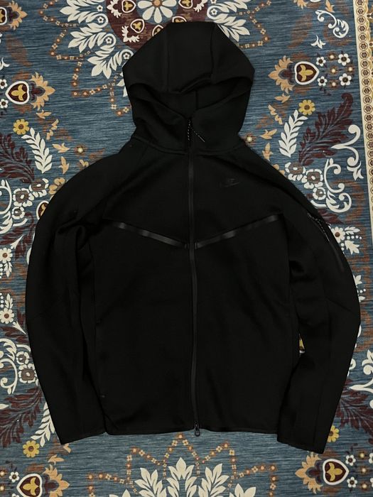 Продам найк теч флиску