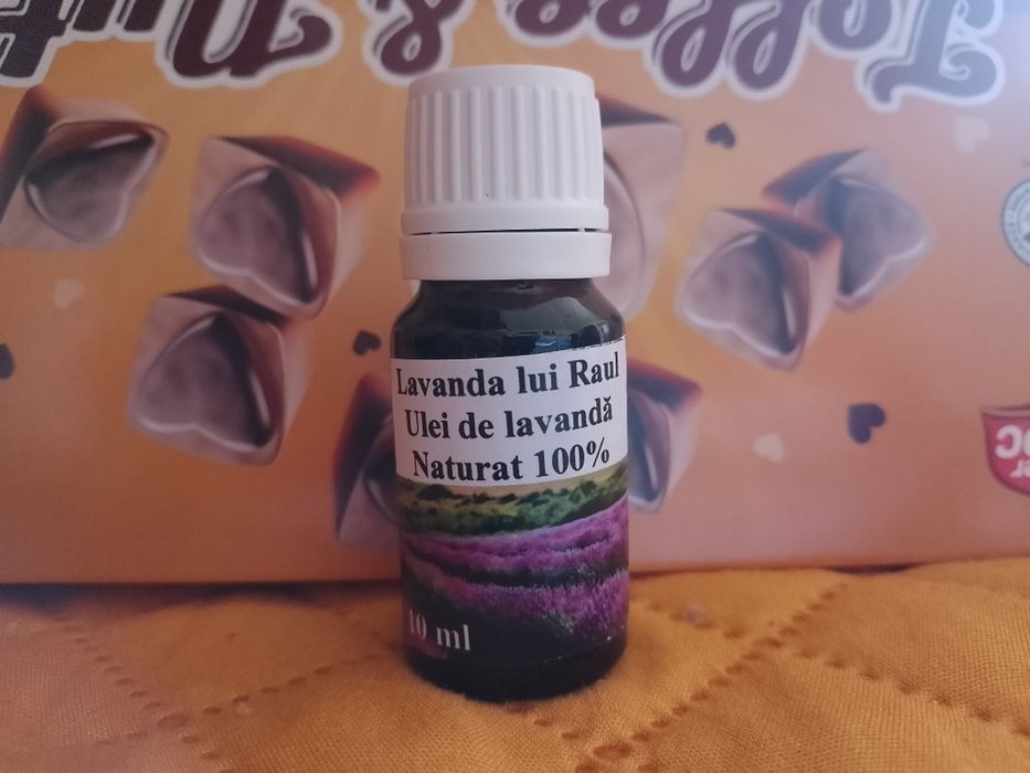 Ulei de lavandă și apă de lavandă