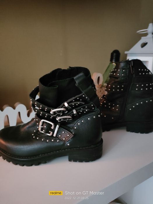 Детски боти Zara