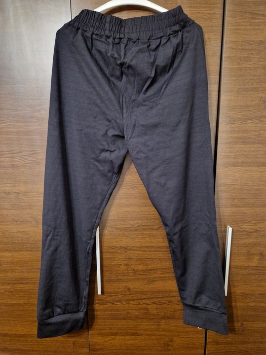 Set hanorac crop si pantaloni marime L