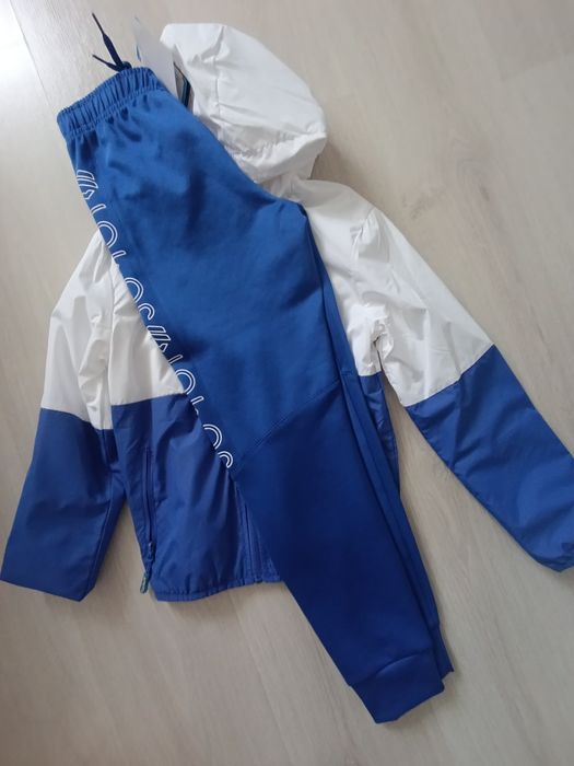 новый спортивный костюм