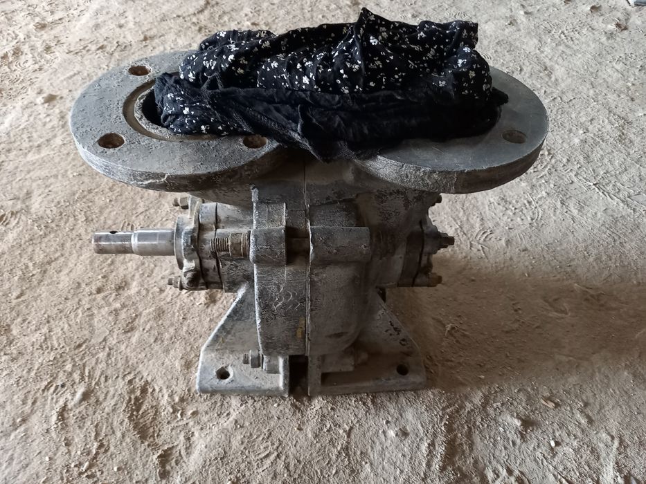 Продается насос Продам