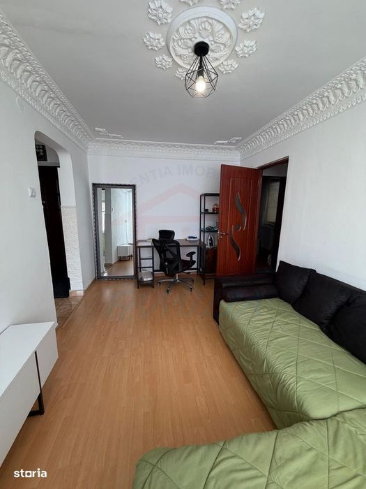 Vanzare apartament cu 4 camere in Micro 39b( k-uri), etaj 1,