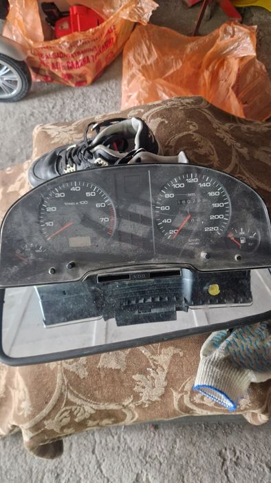 Запчасти на ауди 80б4