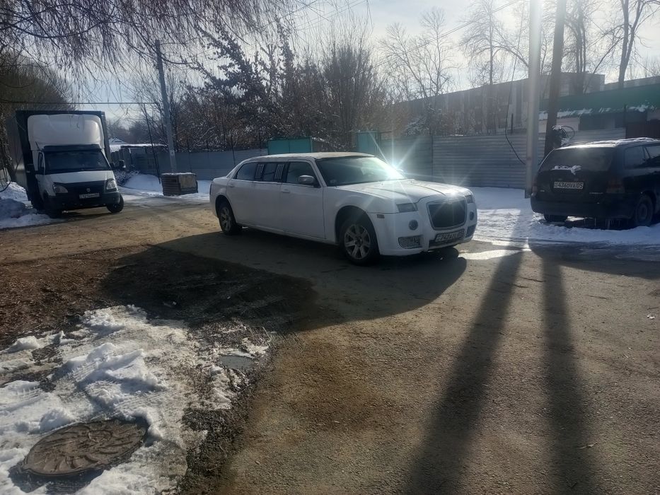 Крайслер 300с каротки лимузин