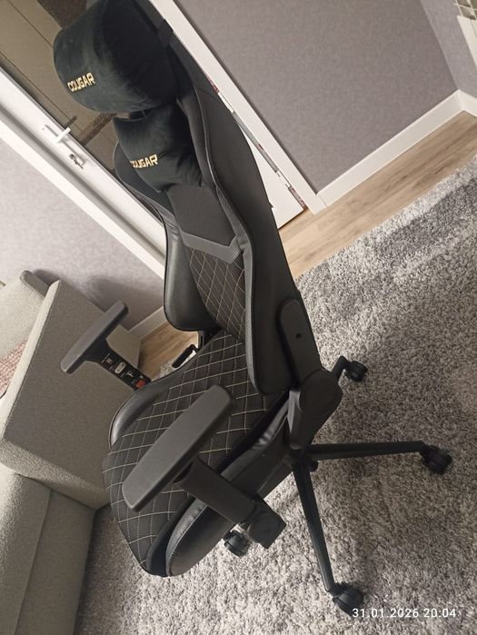 Компьютерное кресло