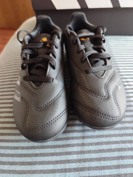 Бутонки Adidas Predator