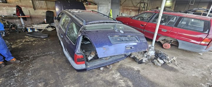 Macara geam fata stanga electrica 4J4 837 755 E Volkswagen VW Golf a