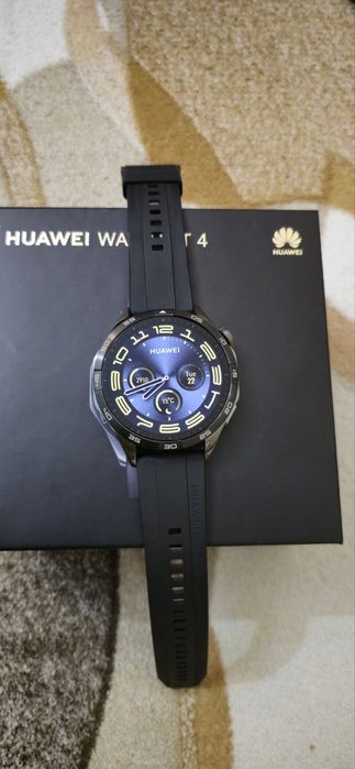Часовник Huawei watch GT 4