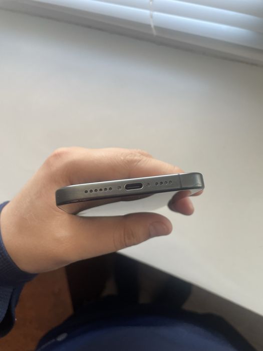 Iphone 15 pro max 256gb в отличном состоянии