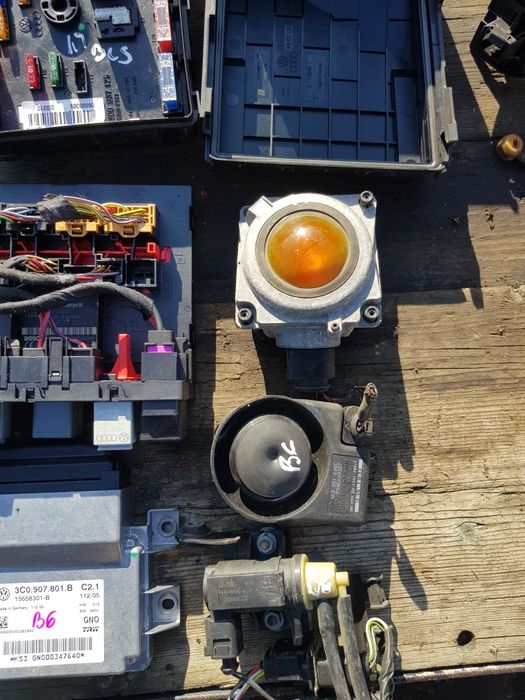 Calculator motor,airbag,modul alarma,antena,etc vw passat b6
